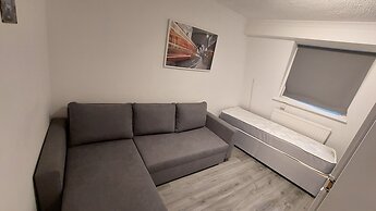 2-bed Apartment Sleeps 7 With Wi-fi