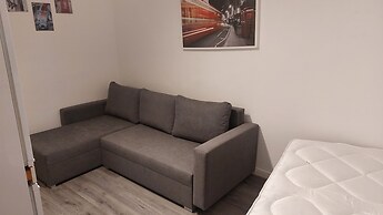 2-bed Apartment Sleeps 7 With Wi-fi