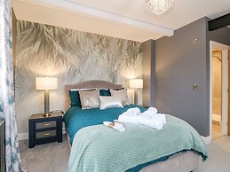 Hunters Lodge at Wildersley Farm