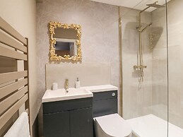 Hunters Lodge at Wildersley Farm