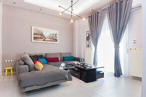 Kallithea Comfort 3 Bd Family Apt