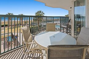 Ashworth 105 4 Bedroom Condo by RedAwning