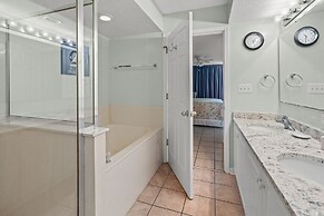 Ashworth 105 4 Bedroom Condo by RedAwning