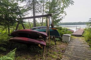 Rhinelander Waterfront Cabin w/ Deck & Fire Pit!