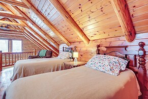 Rhinelander Waterfront Cabin w/ Deck & Fire Pit!