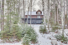 Rhinelander Waterfront Cabin w/ Deck & Fire Pit!