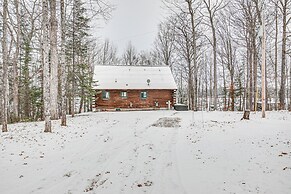 Rhinelander Waterfront Cabin w/ Deck & Fire Pit!