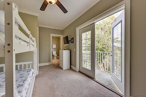 St Marys Townhome w/ Community Hot Tub & Boat Dock