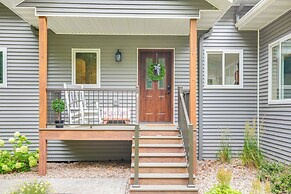 Lakefront Rhinelander Cottage w/ Private Dock!