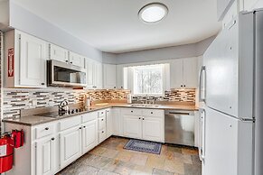 Cozy Fair Haven Home With Mountain Views!