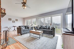 Cozy Fair Haven Home With Mountain Views!