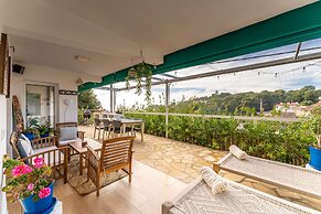 Designer Luxury Two Bedroom Apartment