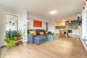 Designer Luxury Two Bedroom Apartment