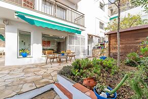 Designer Luxury Two Bedroom Apartment