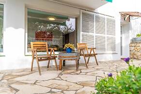 Designer Luxury Two Bedroom Apartment