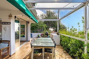 Designer Luxury Two Bedroom Apartment