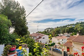 Designer Luxury Two Bedroom Apartment