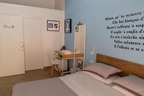 Yes I Know My Room - Storico