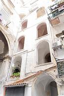 Yes I Know My Room - Storico