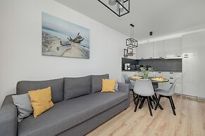 Modern Apartment in Kolobrzeg by Renters