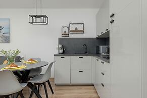 Modern Apartment in Kolobrzeg by Renters