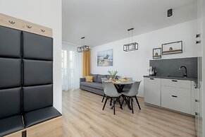 Modern Apartment in Kolobrzeg by Renters