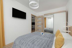 Modern Apartment in Kolobrzeg by Renters