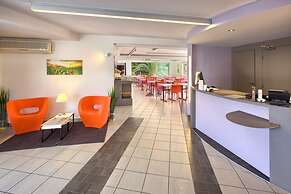 HOTEL FORMULES CLUB BORDEAUX CENON