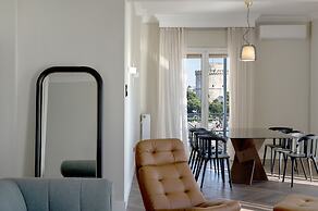 Primavera' Seafront apt with tower view