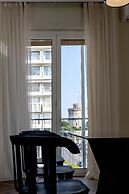 Primavera' Seafront apt with tower view