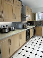 Thornton Lounge Sleeps 4 - City Centre