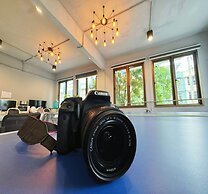 OYO 75465 Lucky Hoste