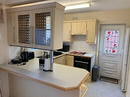 Stunning 3-bed House in Cheadle