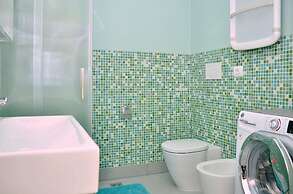 Charming Studio Apartment With Garden View