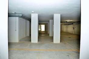 Charming Studio Apartment With Garden View