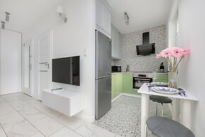 Motława River Old City Studio by Renters