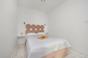 Motława River Old City Studio by Renters