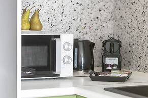 Motława Old City Apartment by Renters