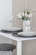 Motława Old City Apartment by Renters