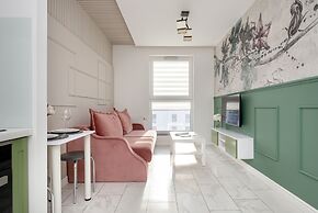 Motława Old City Apartment by Renters