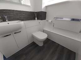 Beautiful and Luxurious 4-bed House in Essex
