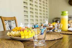 RoRi Private Luxury Villas