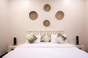 RoRi Private Luxury Villas