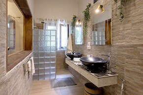 RoRi Private Luxury Villas