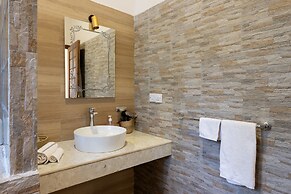 RoRi Private Luxury Villas