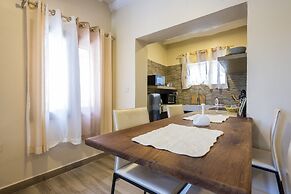 RoRi Private Luxury Villas