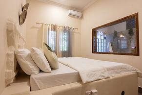 RoRi Private Luxury Villas