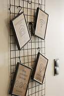 Horse Racing View 8th Floor by Renters