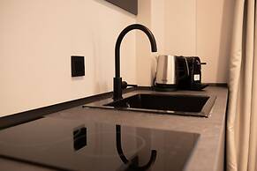 Taskou Luxury Suites