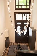 Taskou Luxury Suites